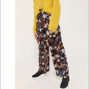 Knit Pull On Pants